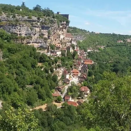 Des Deux Vallees Avec Vue Imprenable Chalet Rocamadour